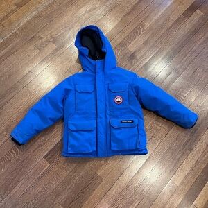 Kids Canada Goose expedition parka with powder skirt.